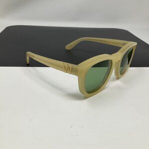 WILDFOX Sunglasses - Classic Fox  Sunglasses